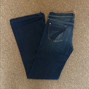 Seven for all Mankind Dojo